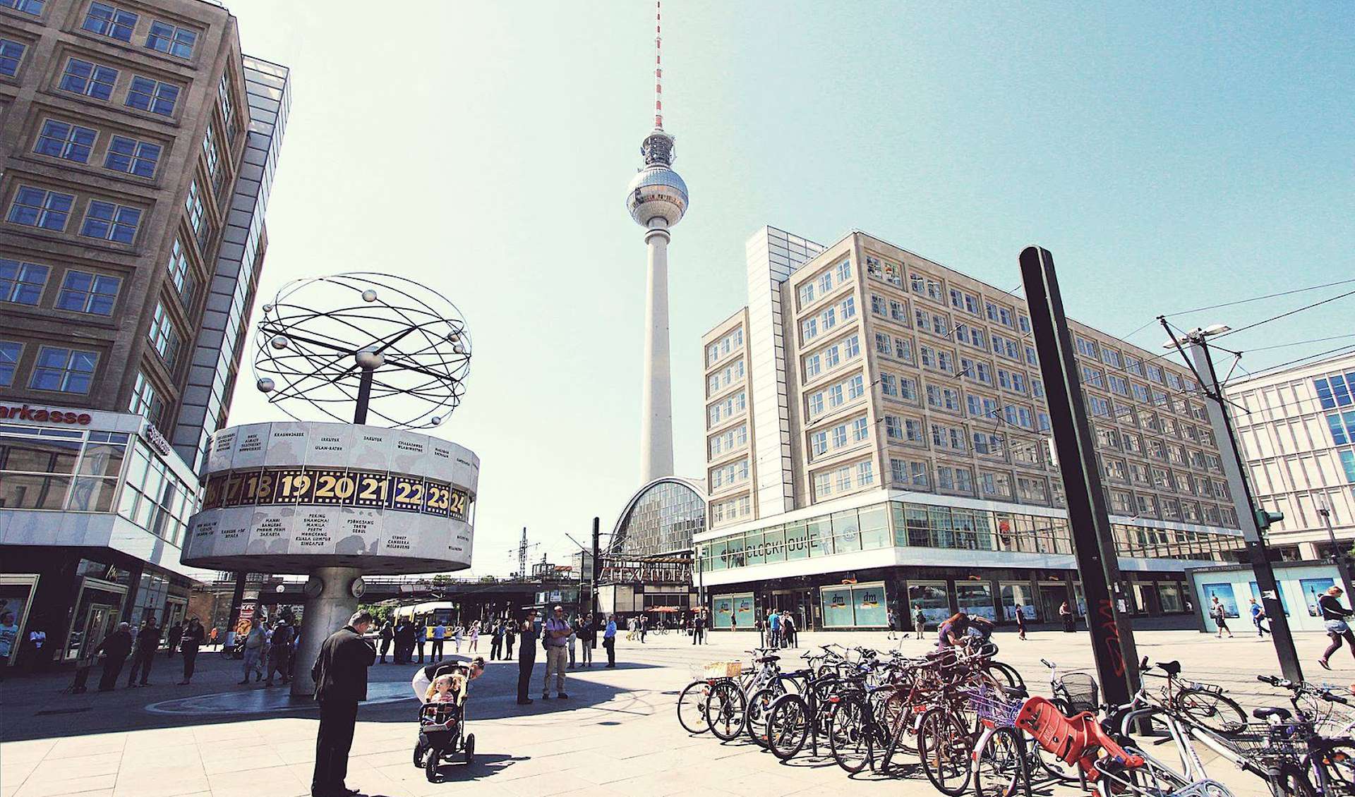 Berlin in March: A light breath of spring