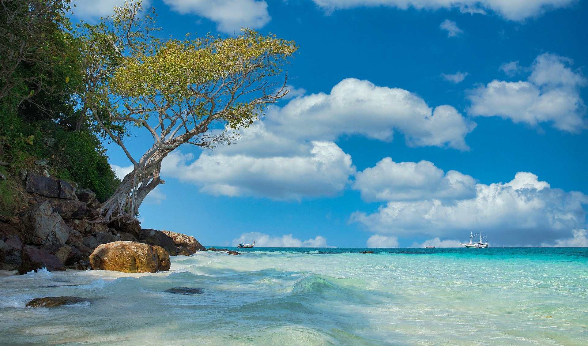 Holidays with Children in August 2025: Days Full of Summer