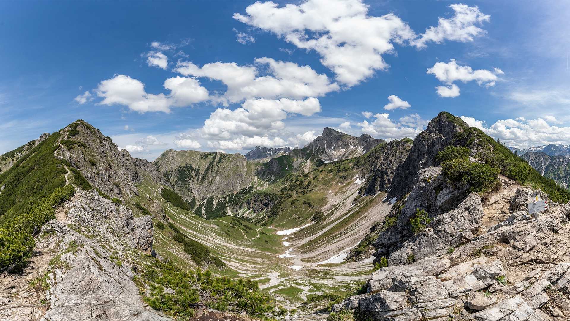 Is Oberstdorf Worth a Visit? Discovering Alpine Charm in Germany