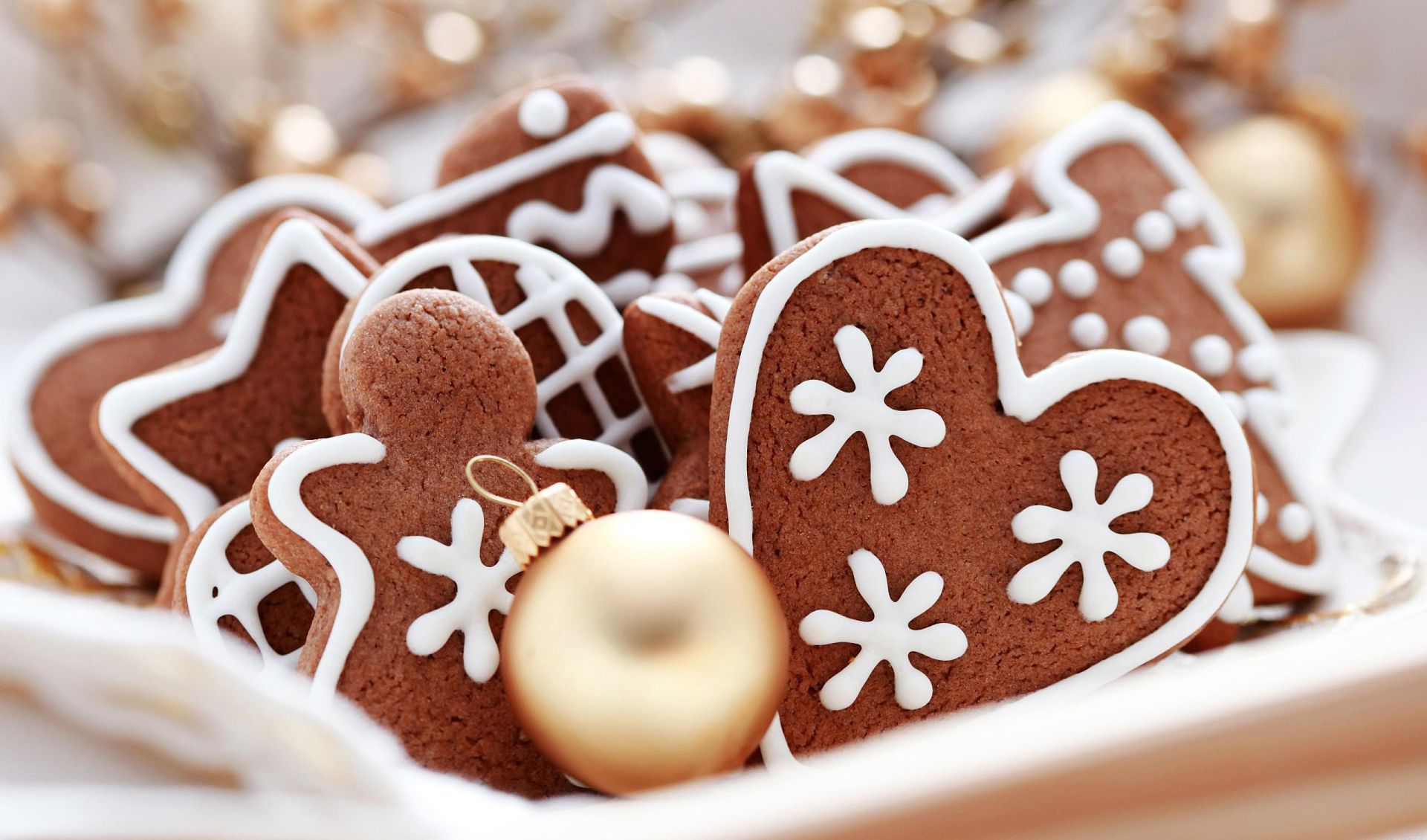 TOP 10 Christmas Sweets from Around the World