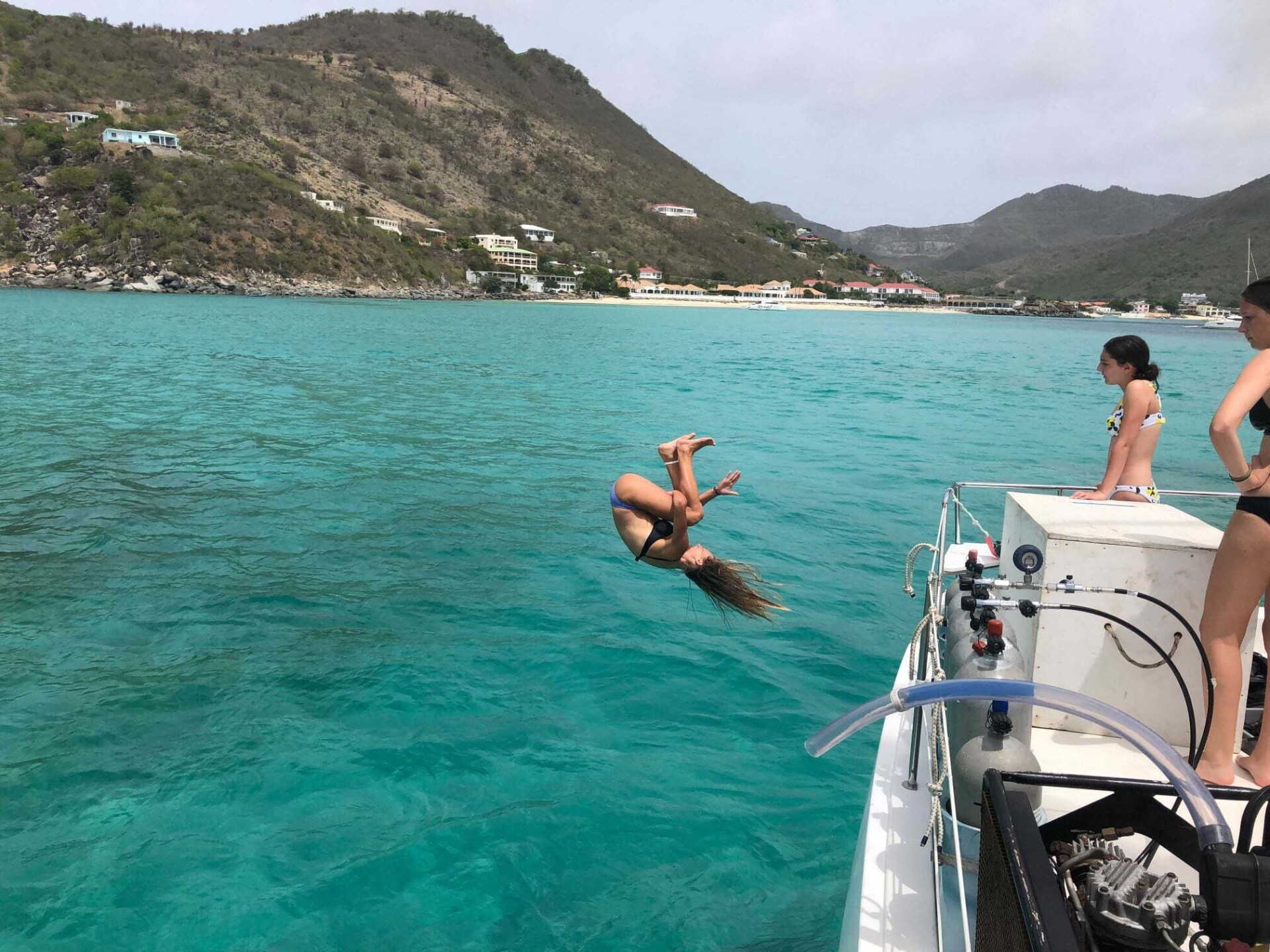 Broadreach: 21-Day Advanced Scuba Voyage