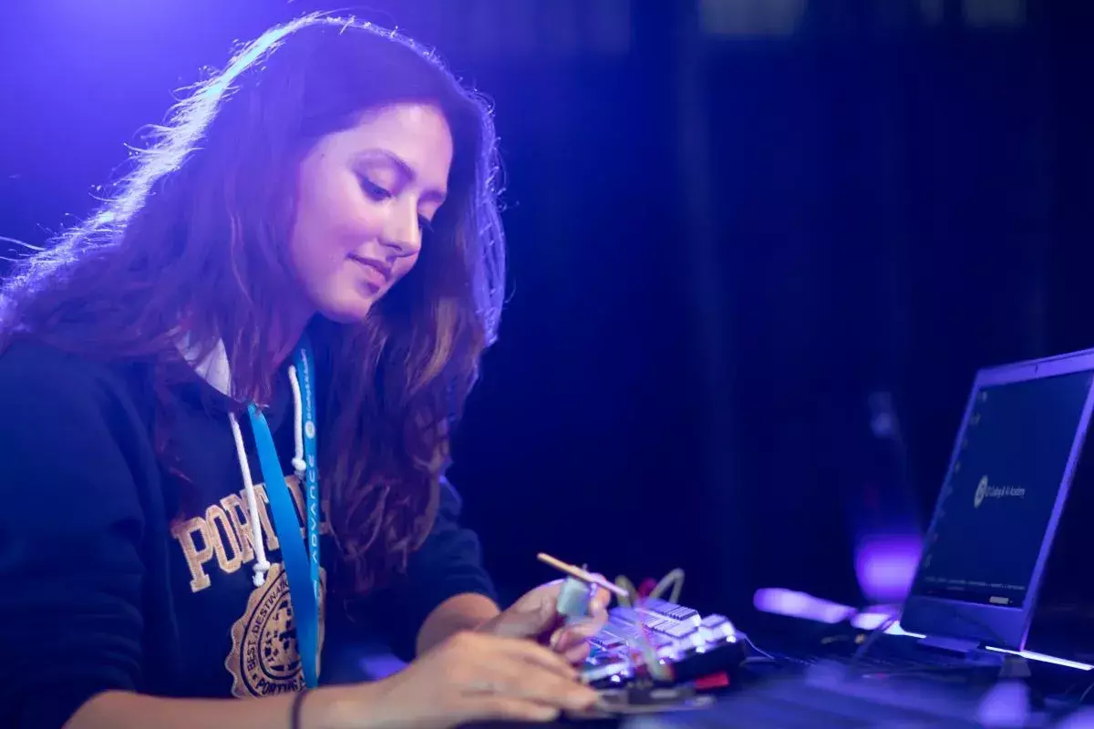 ID Visual Arts Academy Program Held At Stanford photo 1