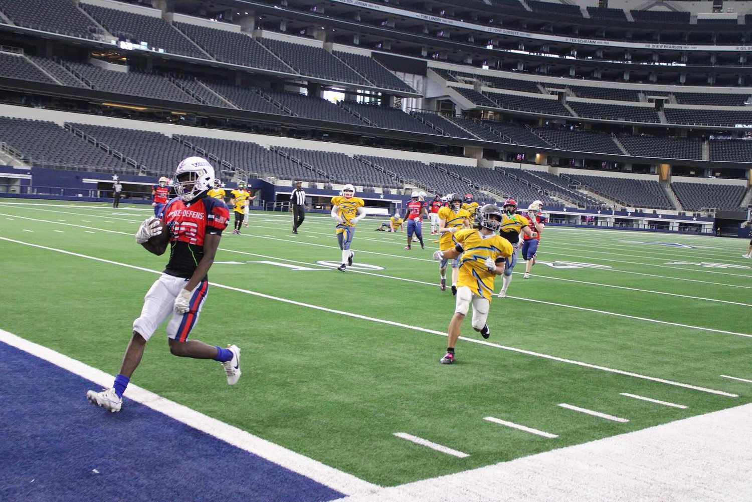 Offense - Defense Las Vegas Football Camp photo 1