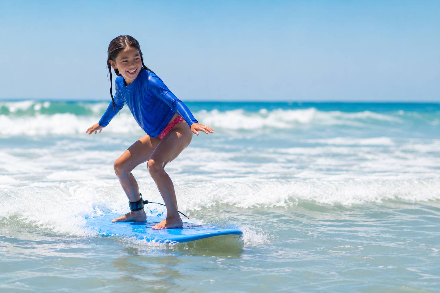 Wavehuggers Surf Camp