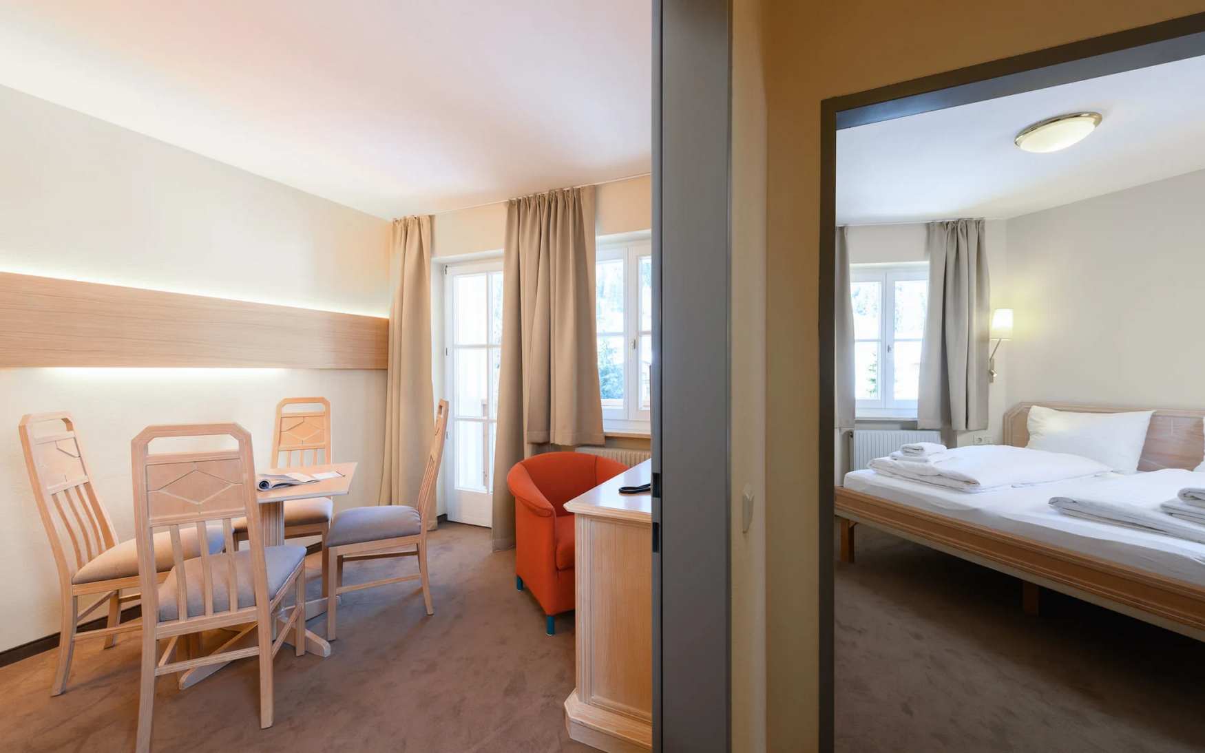 Crystls Aparthotel photo 1