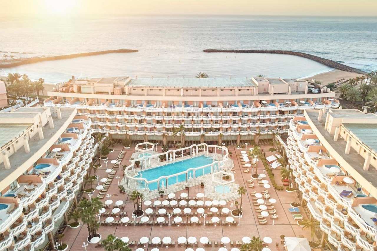 Hotel Cleopatra Palace Tenerife photo 1