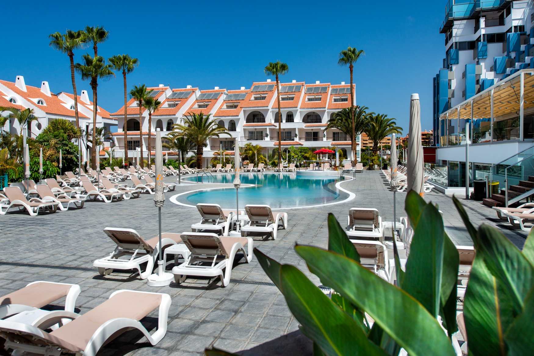 Paradise Park Fun Lifestyle Hotel