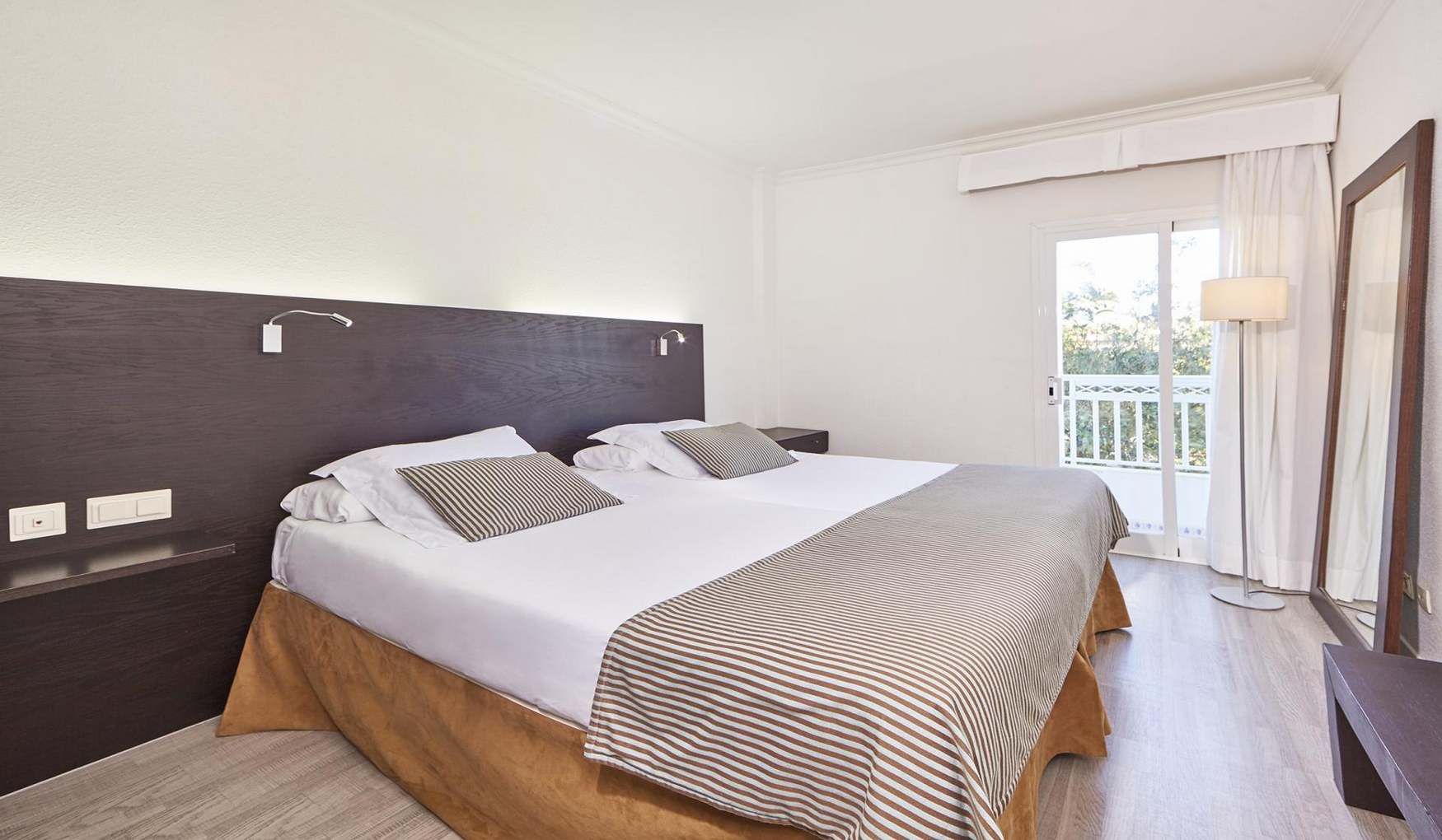 Prinsotel La Dorada photo 1