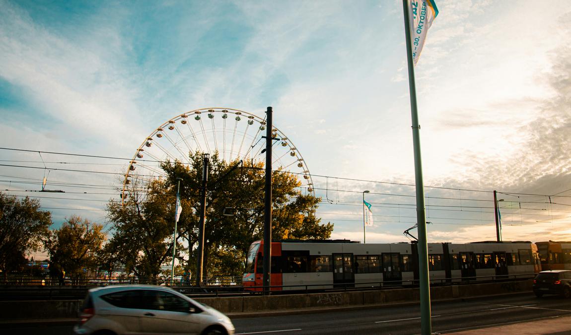 cologne in april photo 5