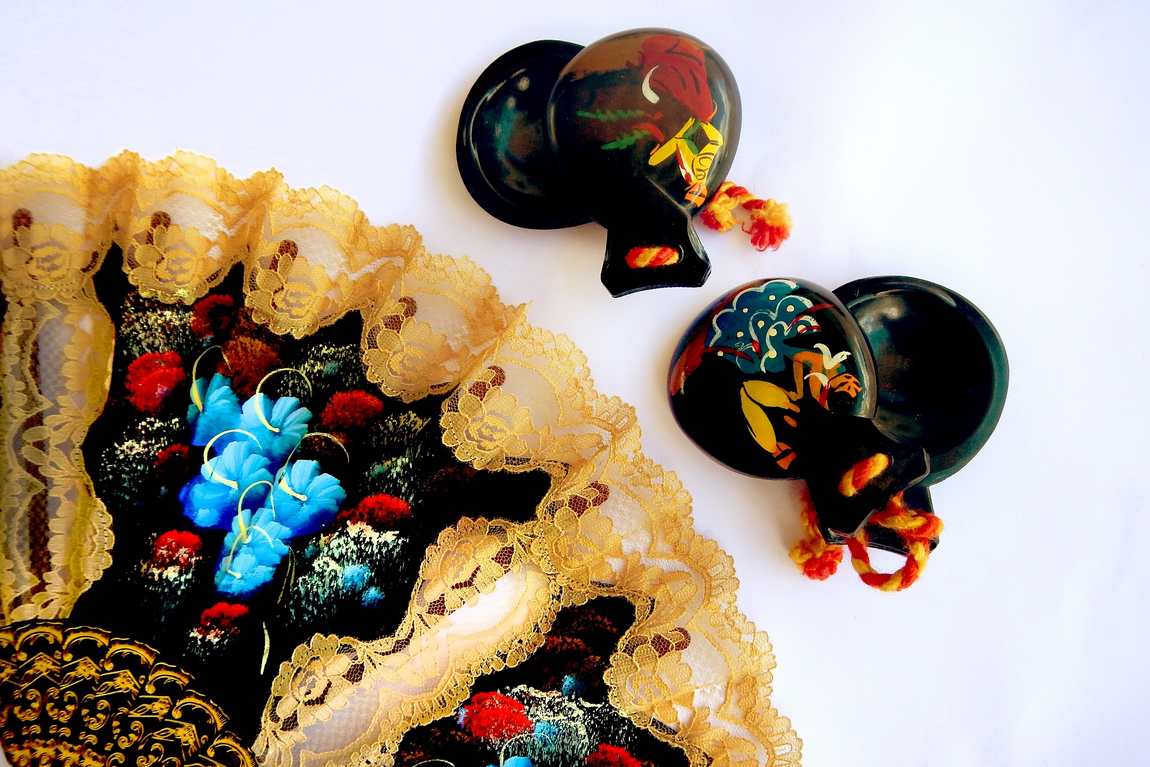 what to buy in spain: the 31 best souvenirs for adults and kids photo 4