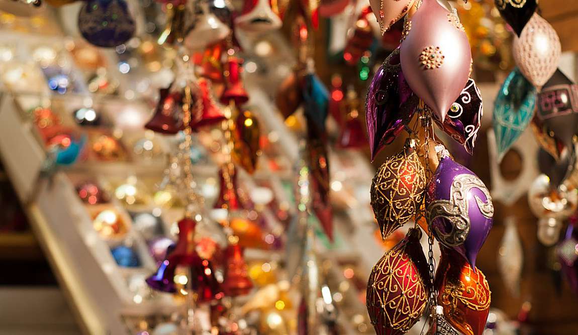 embrace winter magic: prague in december photo 3