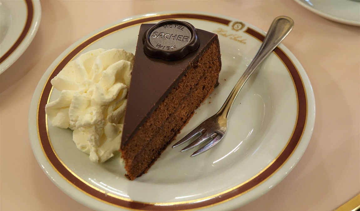 what to buy in vienna: the 38 best souvenirs and gifts photo 2