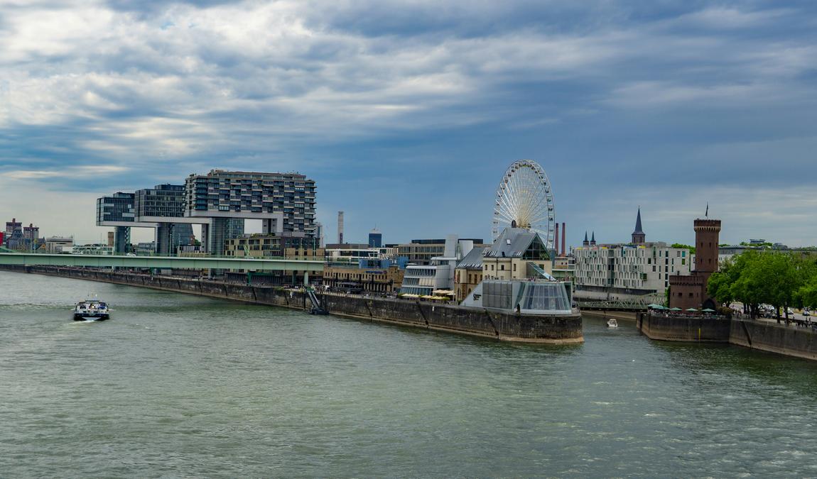 cologne in april photo 4