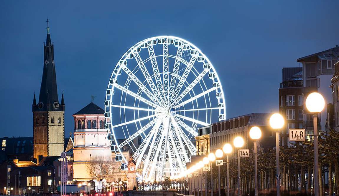 düsseldorf in december photo 1