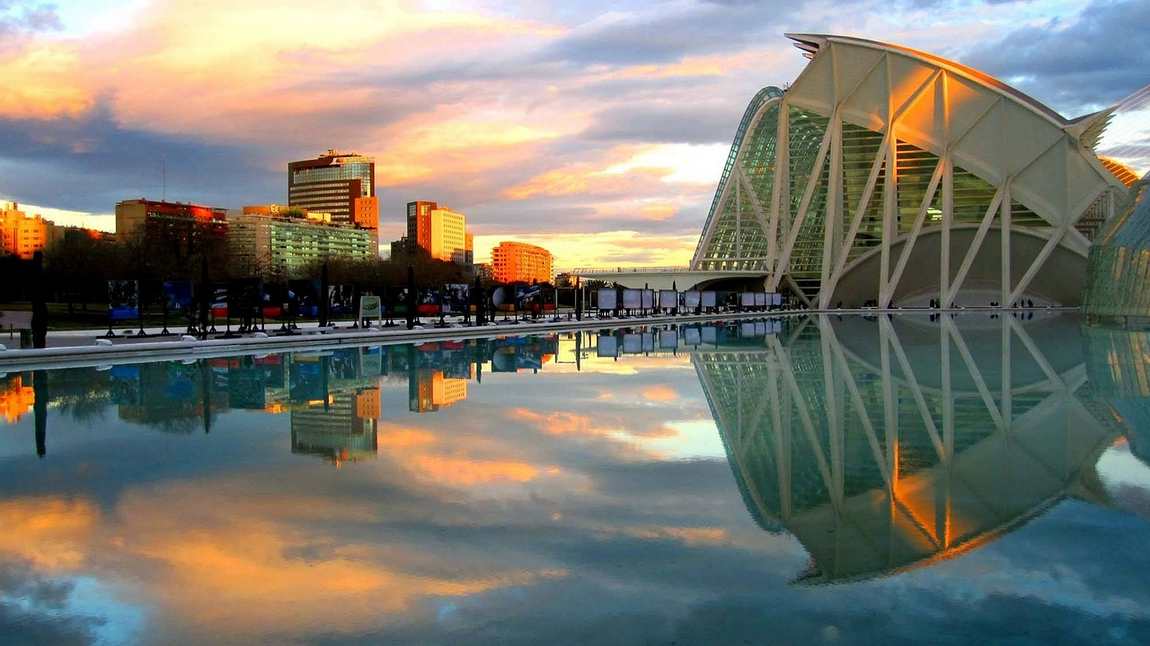is valencia worth a visit? uncovering the charm of spain's vibrant city photo 1