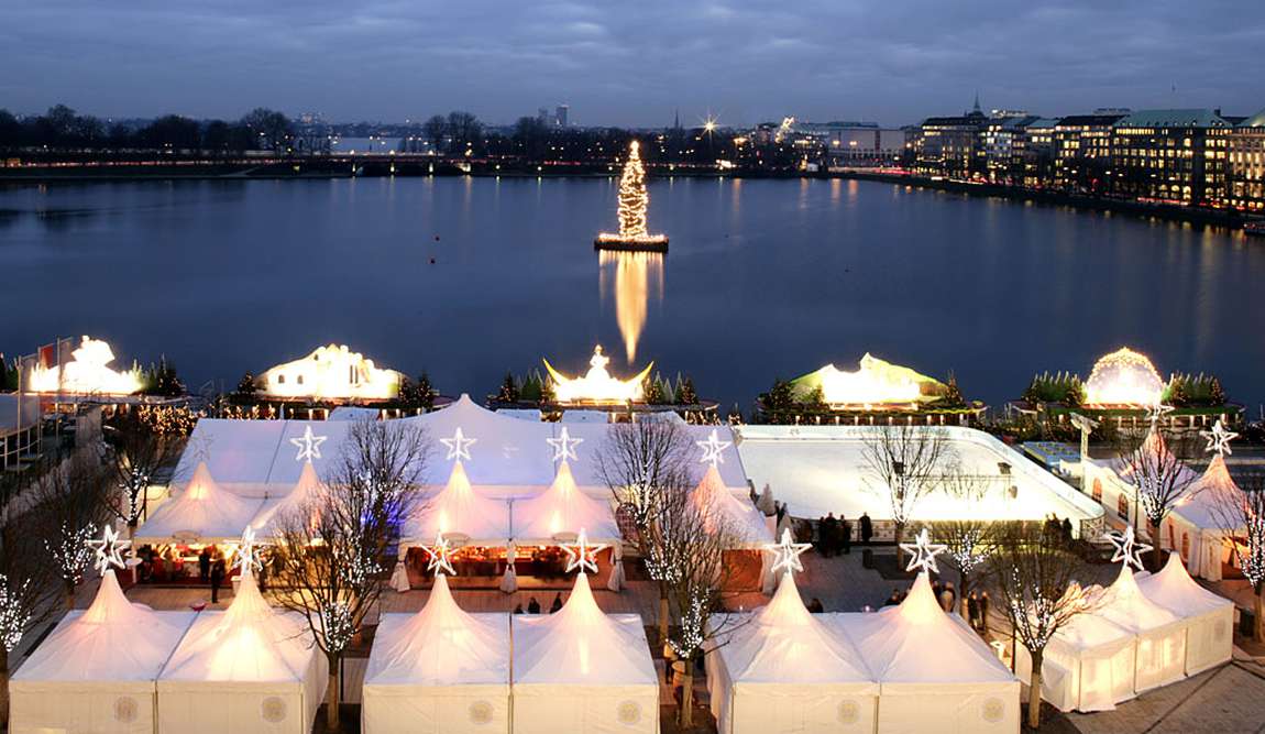 hamburg in december photo 2