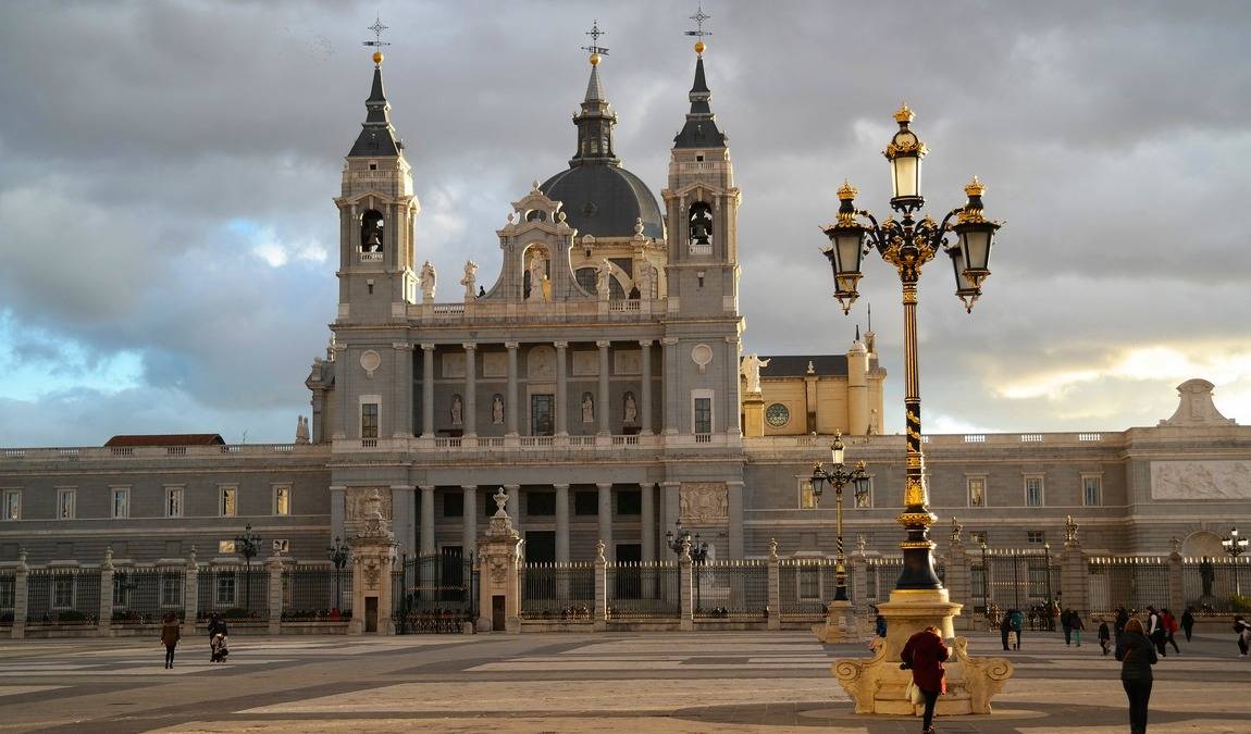 madrid in december photo 6