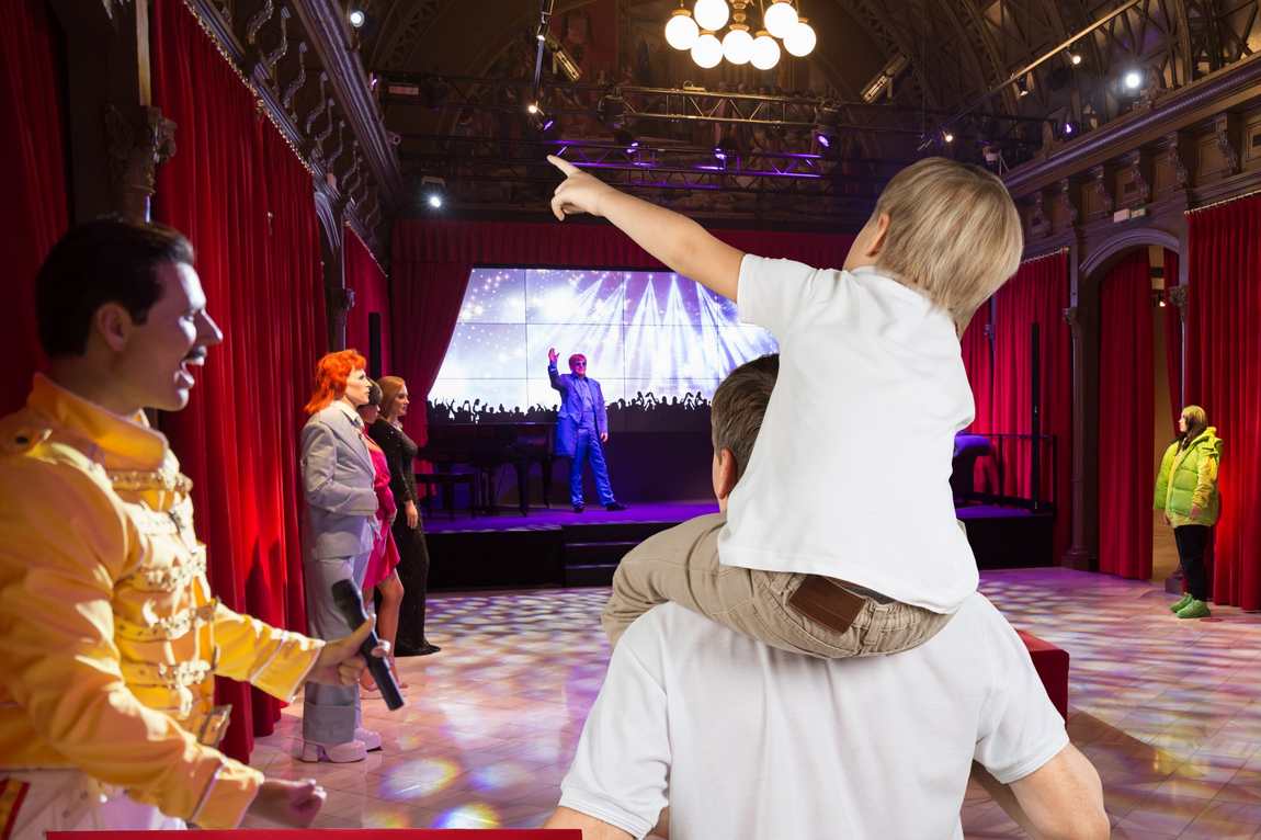 wax museum of barcelona photo 1