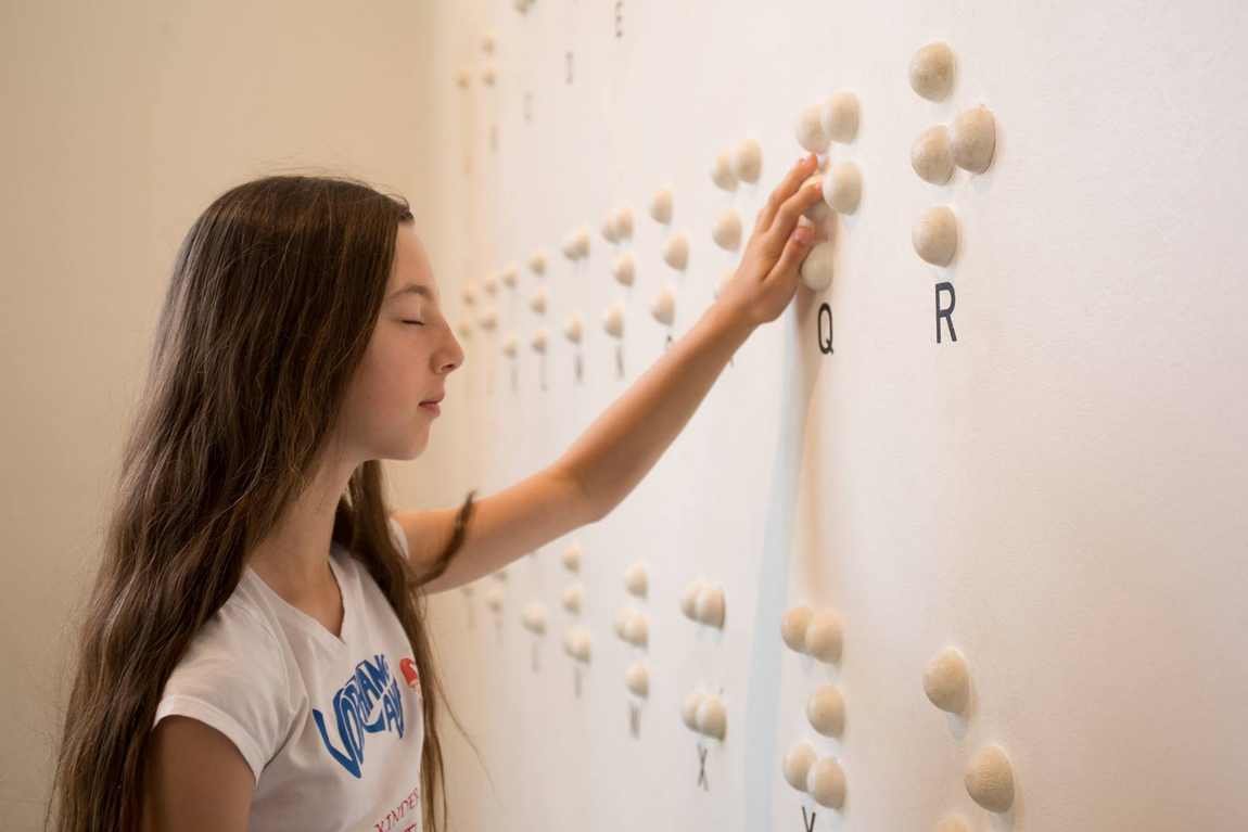 dialogue in the dark photo 2