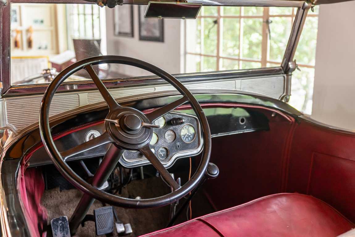 estes-winn antique car museum photo 2