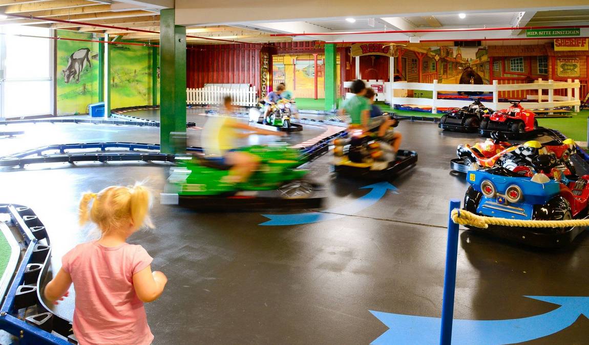 rabatzz play centre photo 2