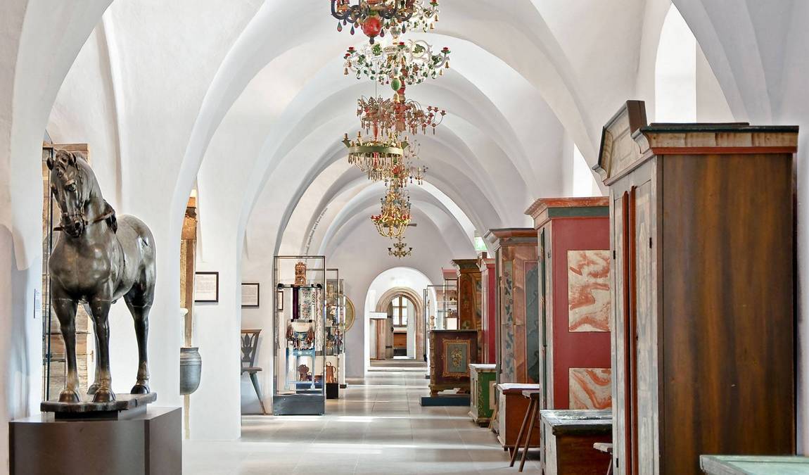 museum of saxon folk art with puppet theater collection photo 3