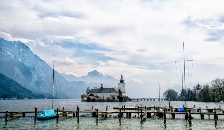 traunsee lake photo 1