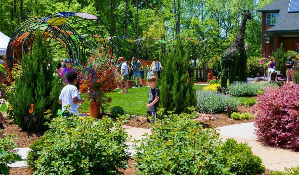 gateway gardens photo 1