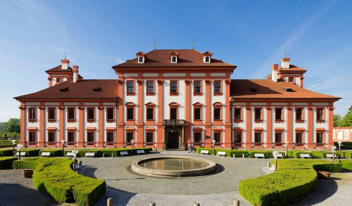 troja chateau photo 11