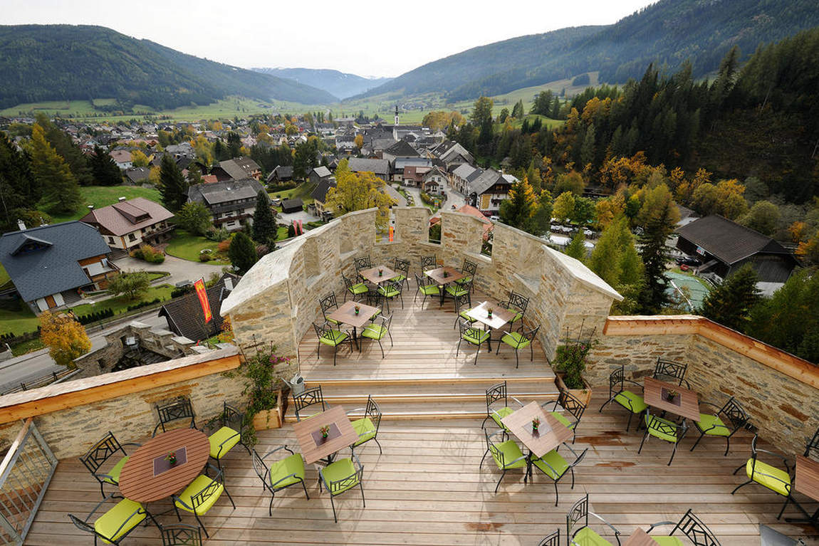 mauterndorf castle photo 3