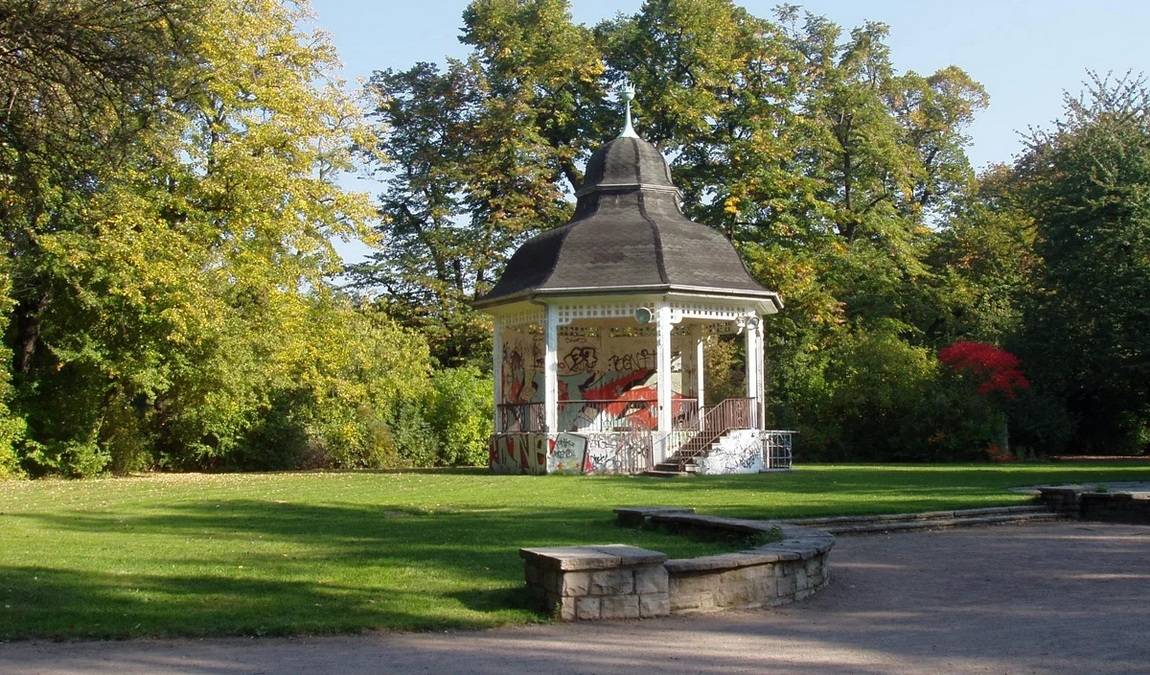 clara-zetkin park photo 10