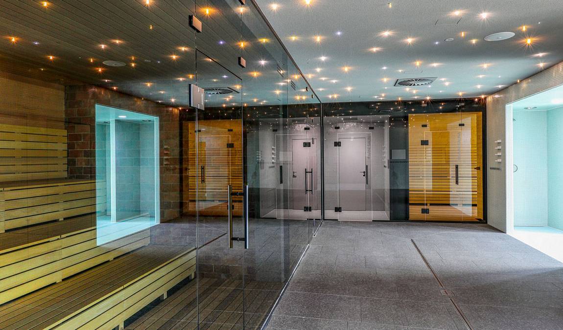 swimming pool kravi hora photo 4