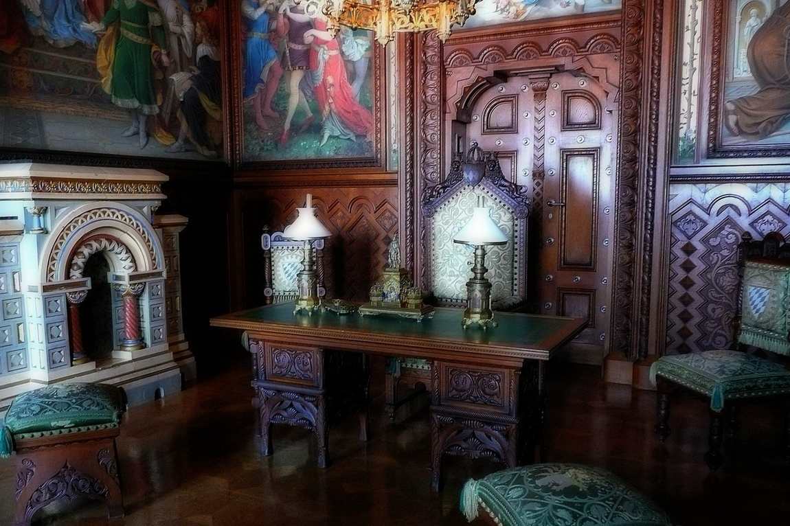 neuschwanstein castle photo 3