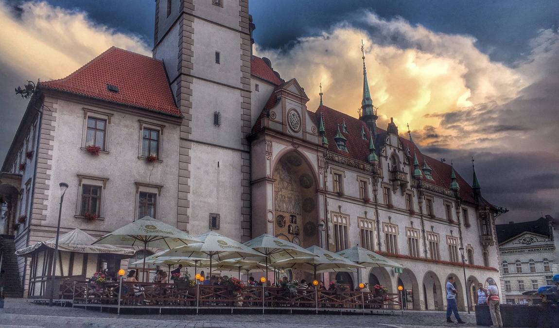 olomouc astronomical clock photo 5