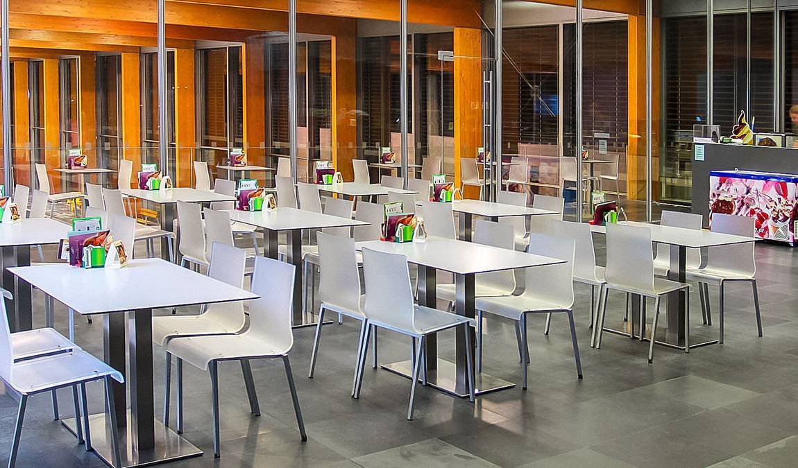 swimming pool kravi hora photo 6