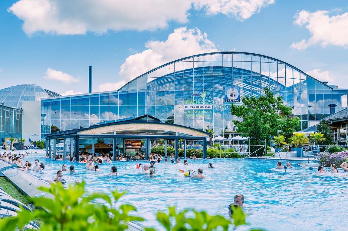 galaxy water park photo 1