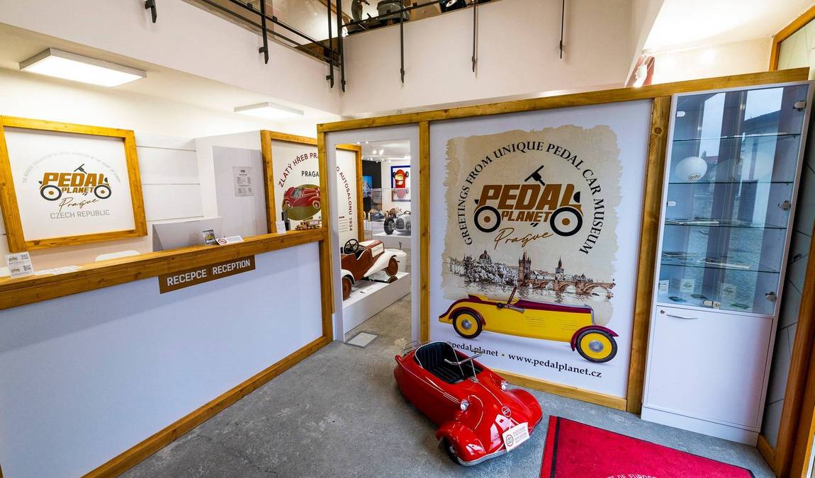 pedal planet photo 1