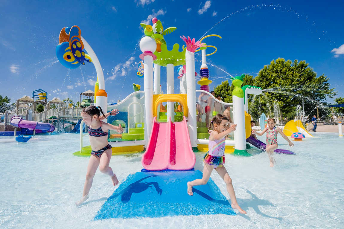 parque warner beach photo 3