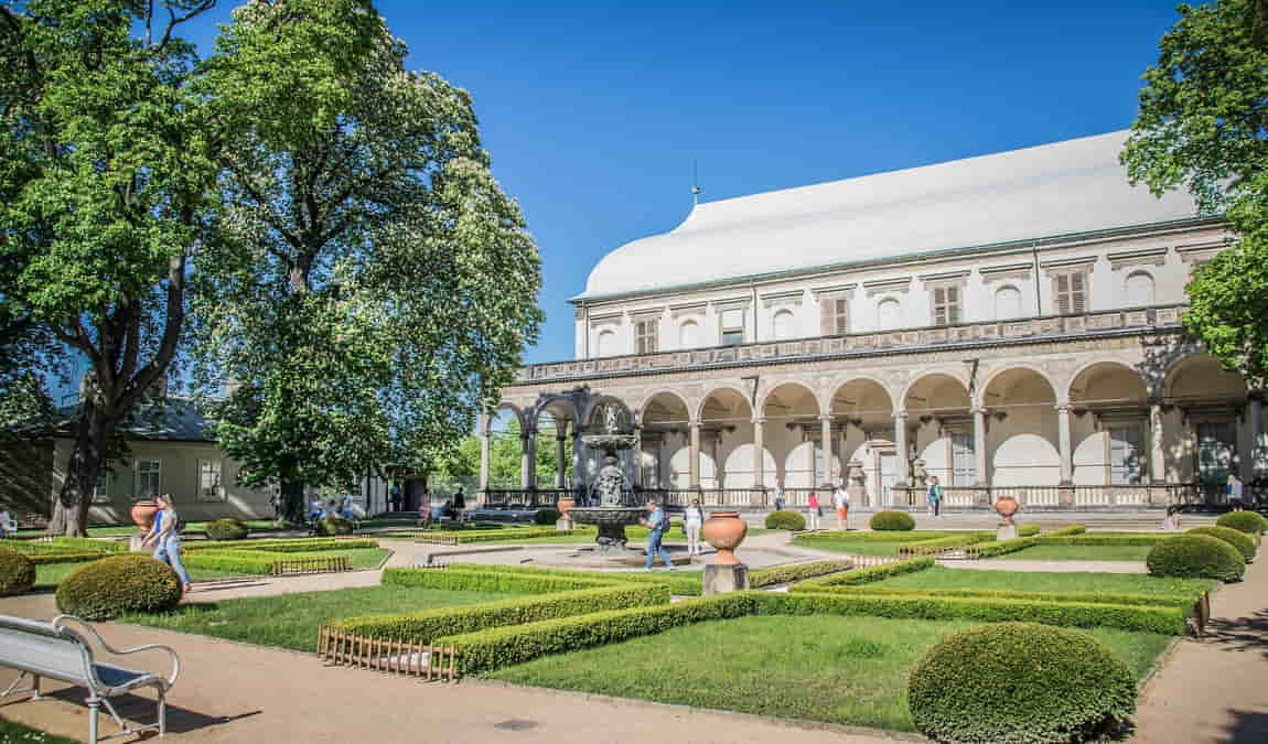 chotek gardens photo 7