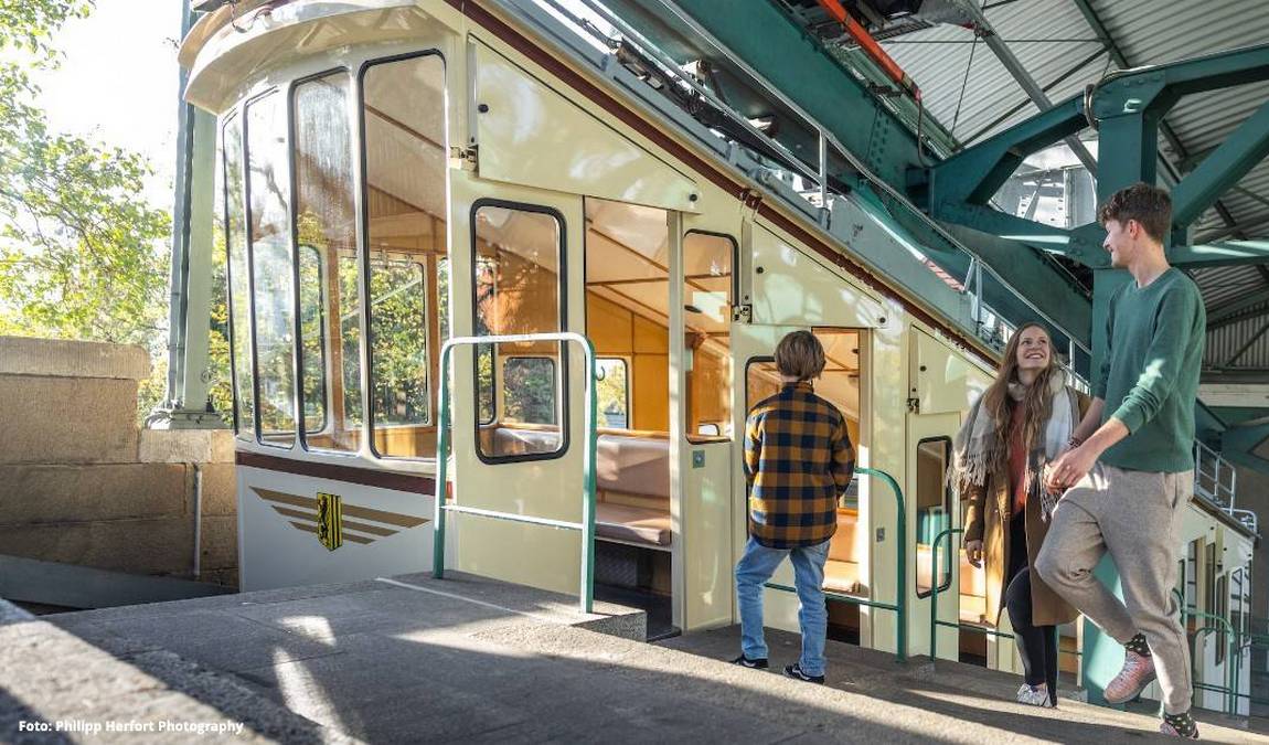 dresden schwebebahn photo 2