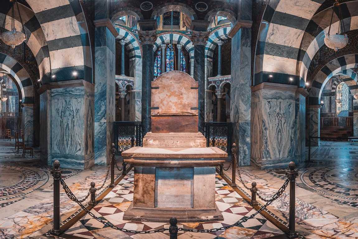 aachen cathedral photo 3