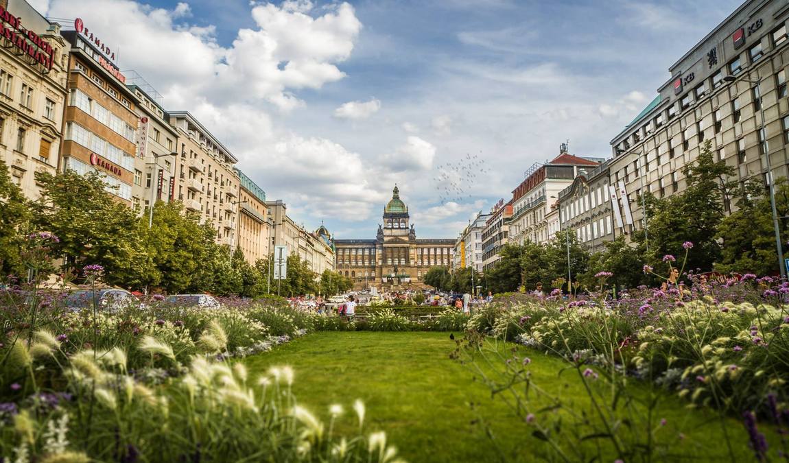wenceslas square photo 4