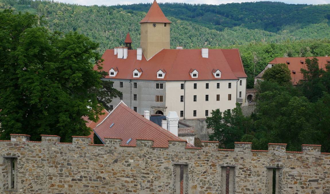 veveri castle photo 2
