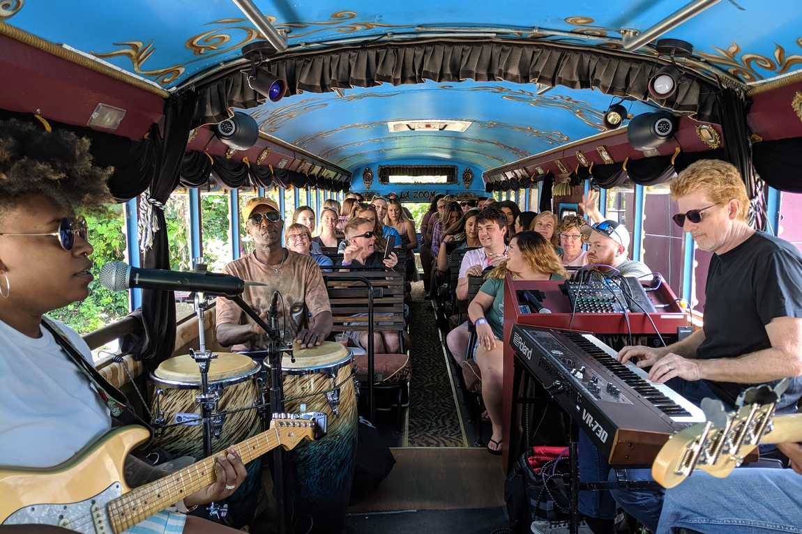 lazoom tours photo 3