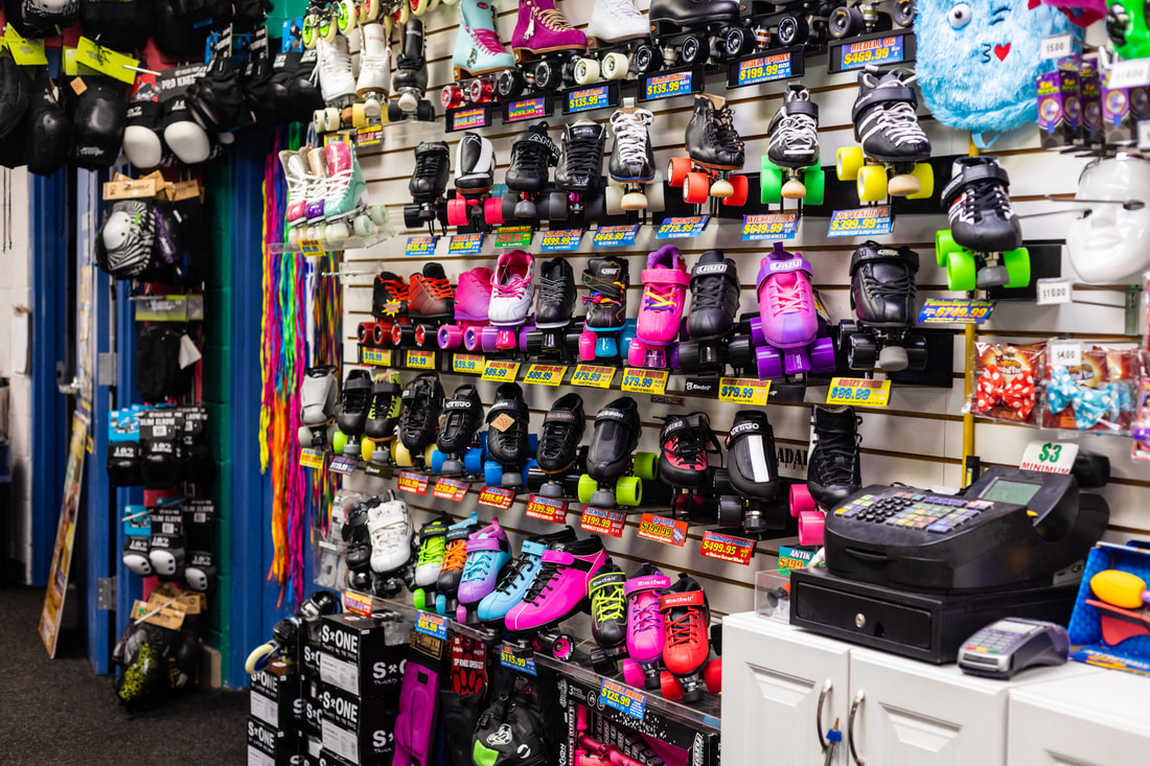 kate's skating rink photo 3