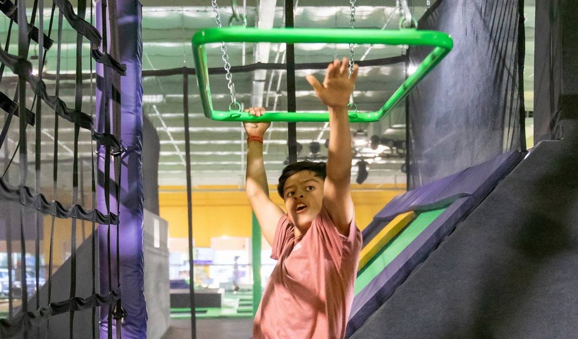get air trampoline park photo 3