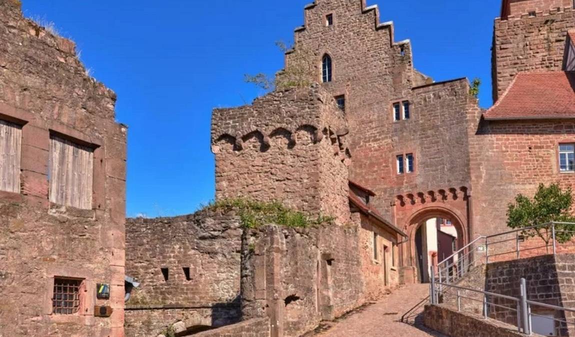 breuberg castle photo 1
