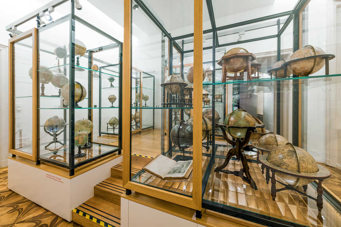 globe museum of the austrian national library  photo 1