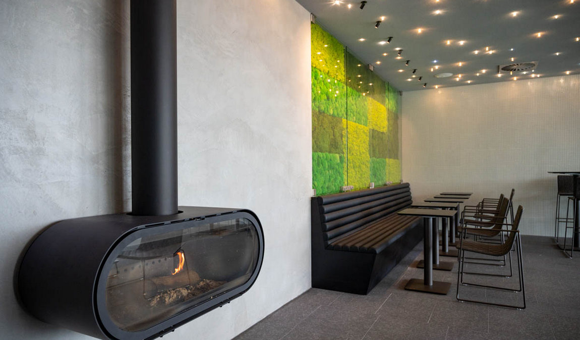 swimming pool kravi hora photo 8