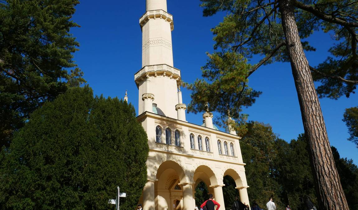 lednice castle photo 4